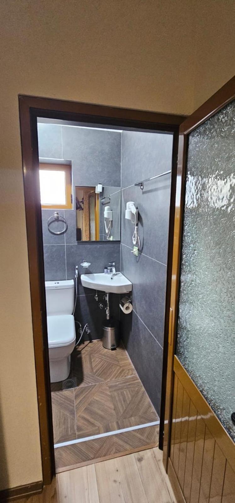 Gjirokastër Hotel Sofra מראה חיצוני תמונה